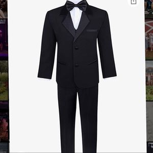 3T black tux
